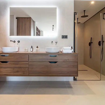 Laq75 - Beautiful With Stunning View Apartment